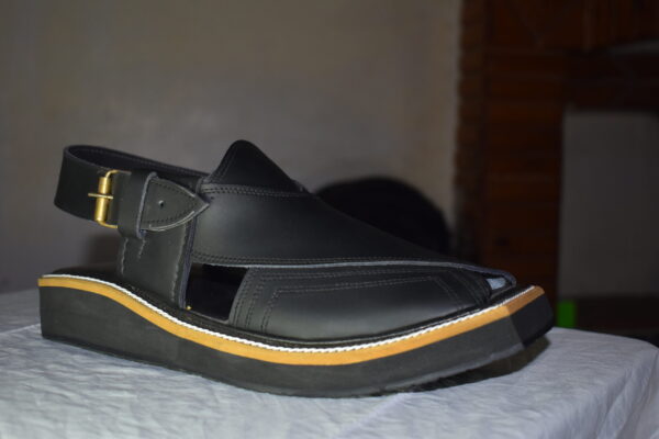 Elegant Black Kaptan Chappal